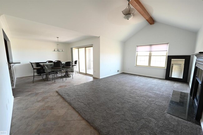 Building Photo - 28777 Berwick Ct