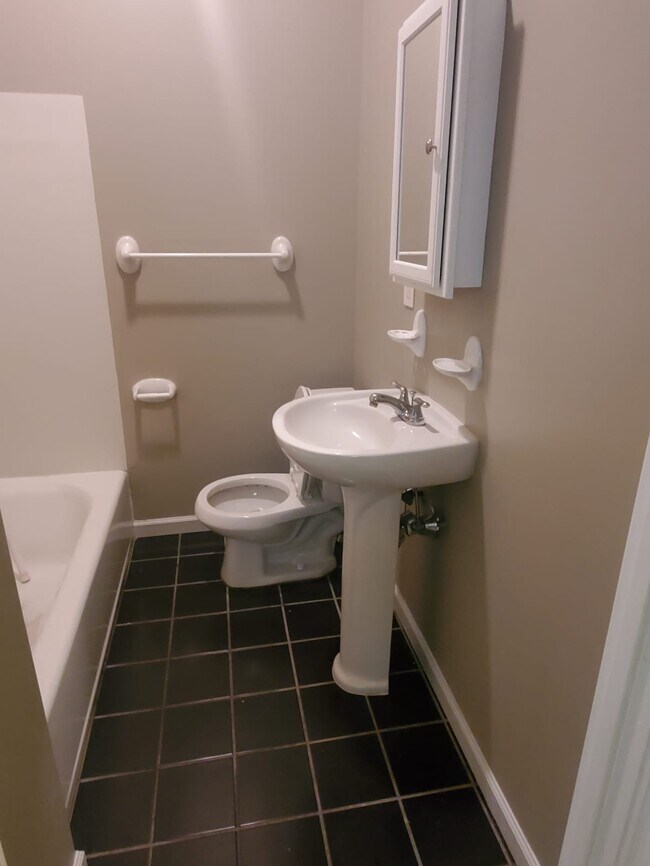 Foto del edificio - 2319 Catharine St