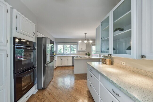 Building Photo - 3614 Charlemagne Ln