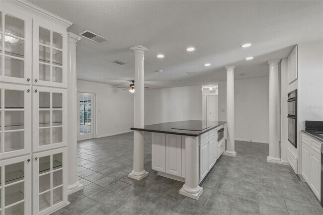 Foto del edificio - 11178 112th Ave