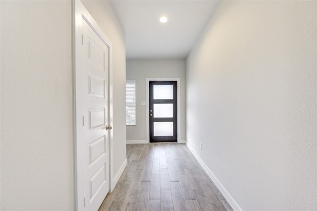 Building Photo - 2623 Finley Ln