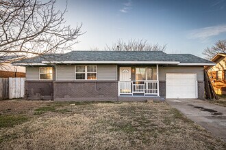Building Photo - 1632 NW 48th St