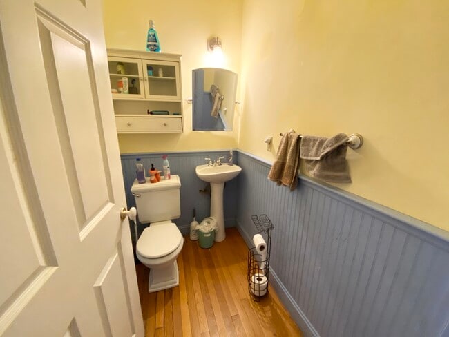 Building Photo - 31 Worthington St