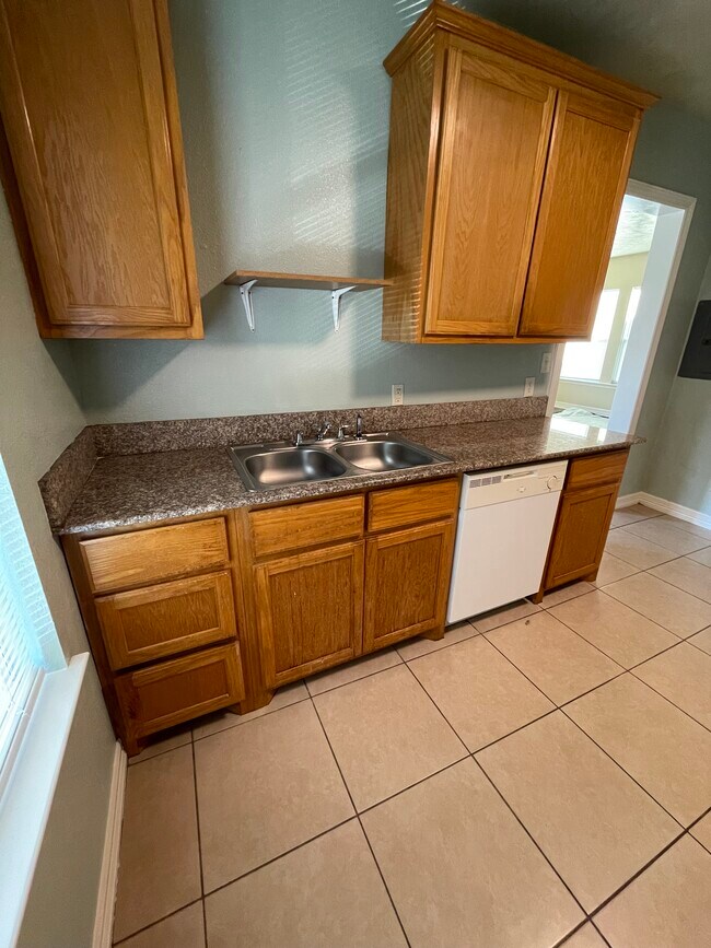 Foto del edificio - 2530 Liberty