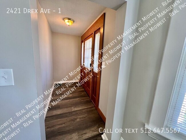 Building Photo - 2421 Drex Ave