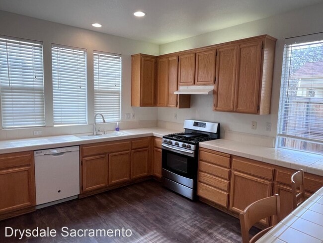 Building Photo - 2 br, 2 bath House - 4030 Pauline Circle