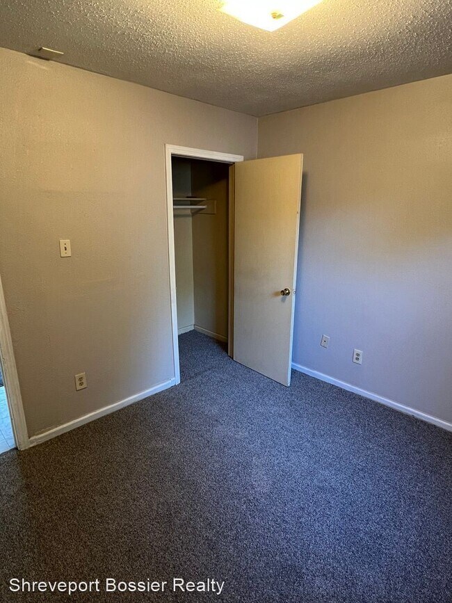 Building Photo - 3 br, 1 bath House - 3071 Pouncey Ln