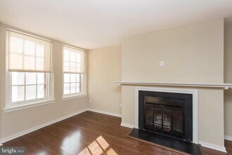 Building Photo - 532 Spruce St