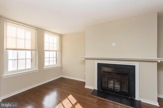 Building Photo - 532 Spruce St