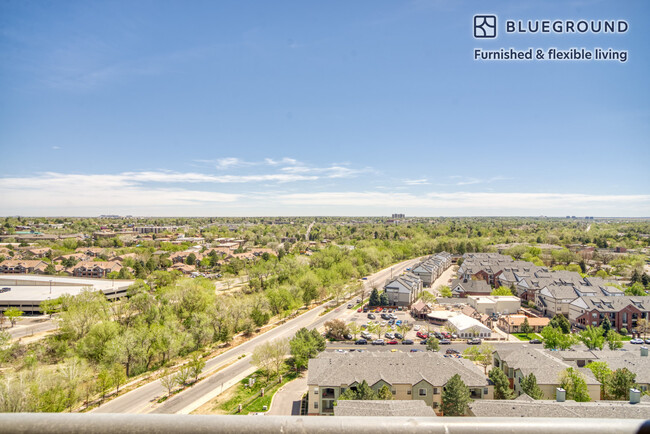 Foto del edificio - 4550 Cherry Creek S Dr