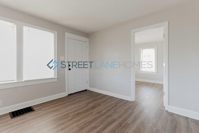 Building Photo - NOW OFFERING HALF OFF THE FIRST FULL MONTH...
