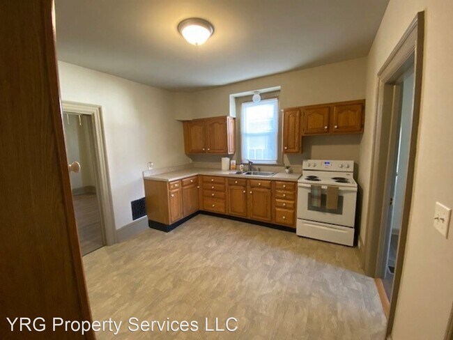 Foto del edificio - 3 br, 1 bath House - 124 N. George St.