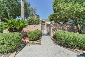 Building Photo - 4708 N Cashel Cir