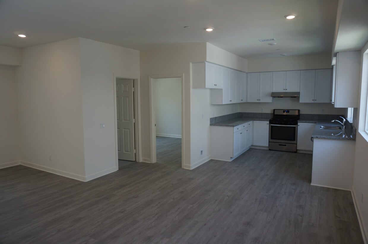 521 Erie N St, Pomona, CA 91768 Townhome Rentals in Pomona CA