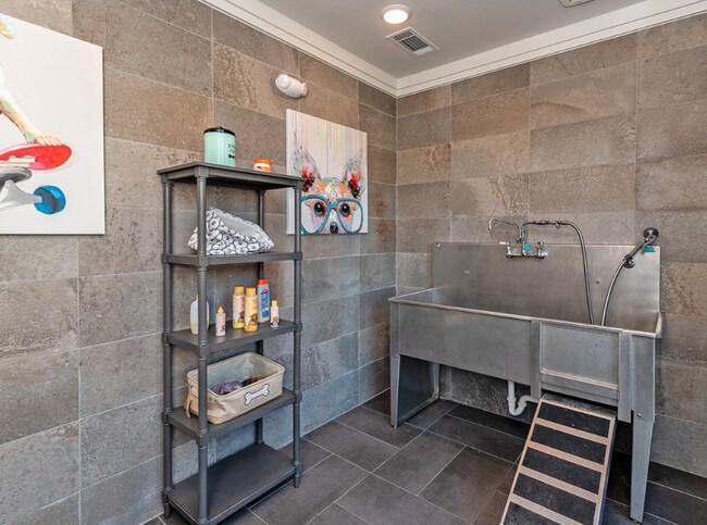 Dog Washing Room - 11522 Elmira Ave