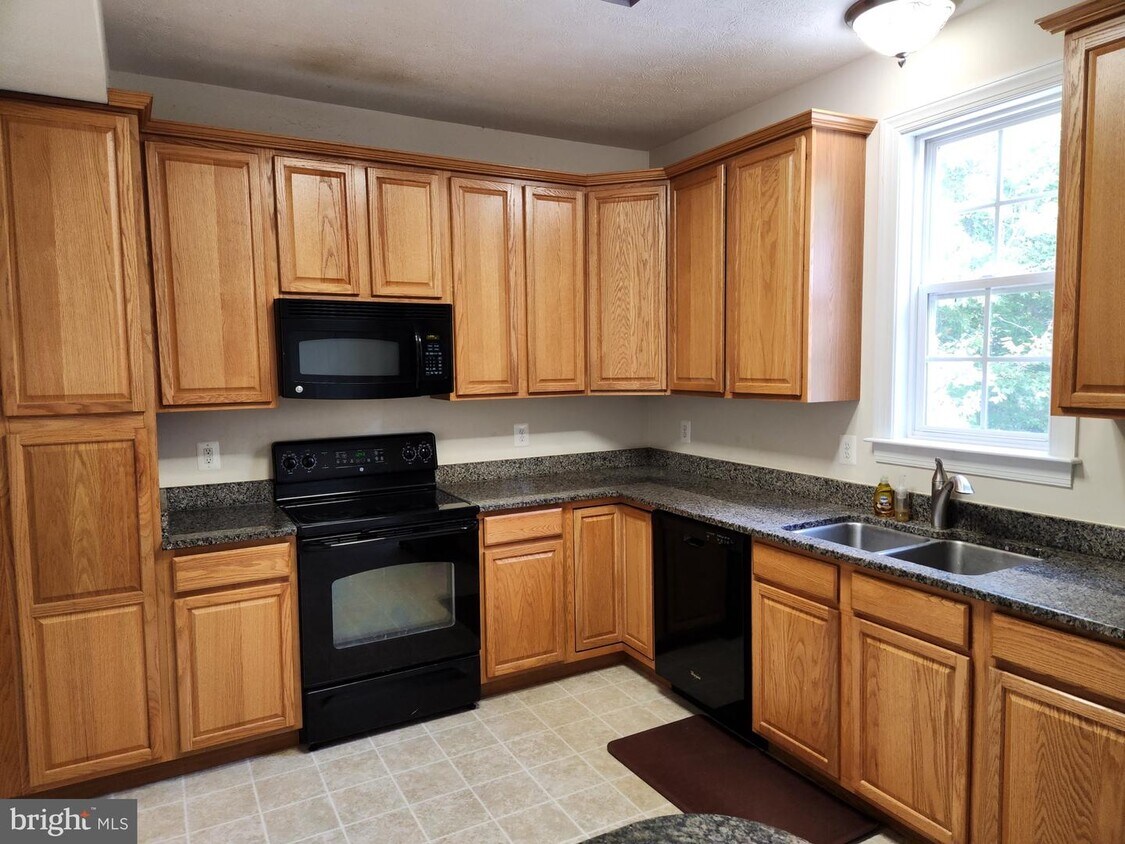 19410 Old Craney Creek Ln, Great Mills, MD 20634 House Rental in