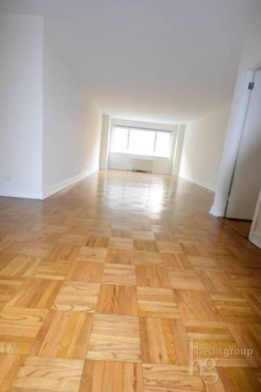 Foto del edificio - 145 E 15th St