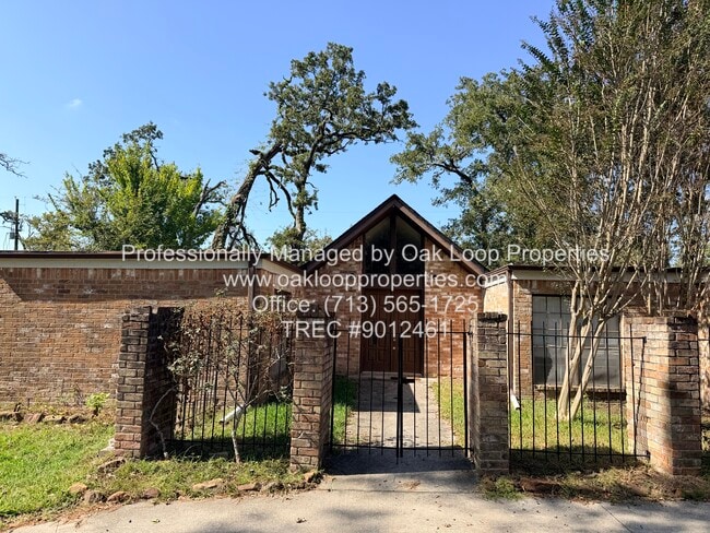 Building Photo - 1607 Chestnut Ridge Rd