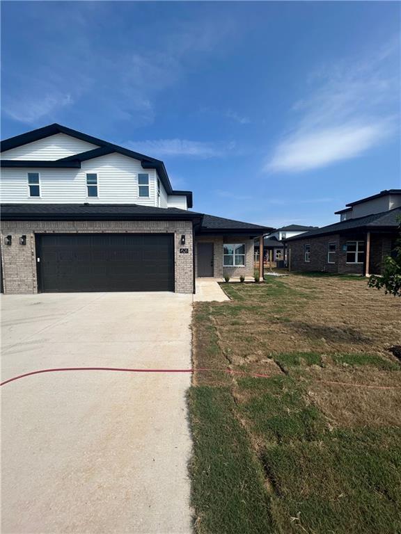 Foto del edificio - 621 Cosmos St