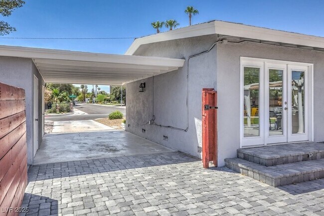 Building Photo - 2400 Sherman Pl