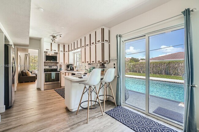 Foto del edificio - 3830 NE 22nd Terrace