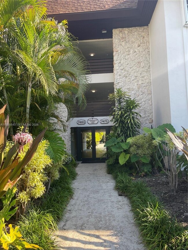 Foto del edificio - 7483 SW 82nd St