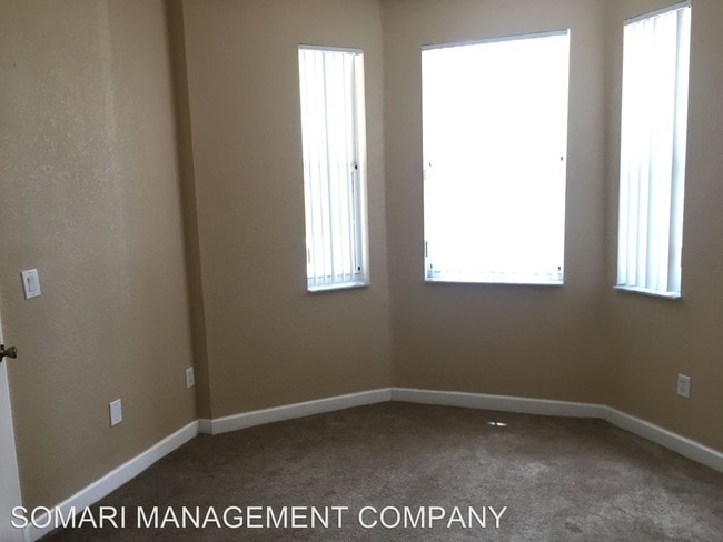 Building Photo - 3504 Shoma Dr