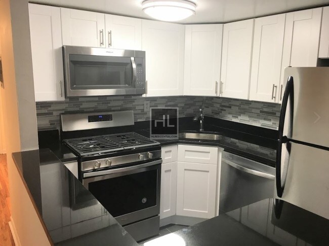 Foto del edificio - 38 Saint Johns Pl