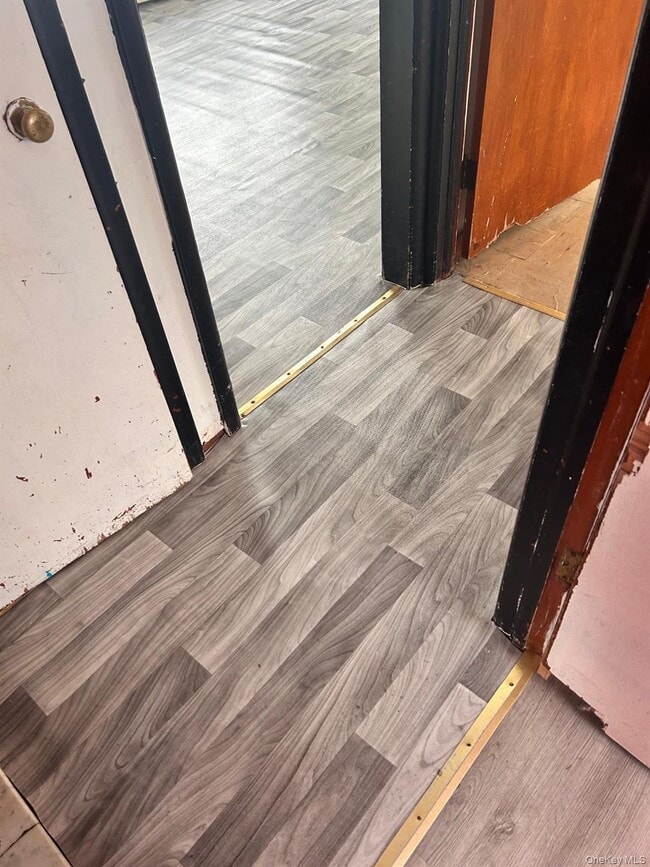 Foto del edificio - 5 Goldman Rd