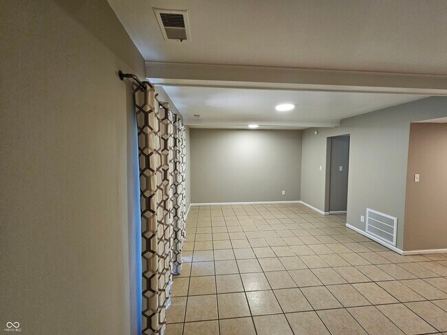 Building Photo - 6312 Commons Dr