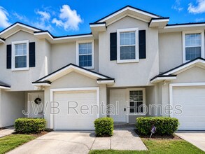 Building Photo - 7141 Timmerman Ln