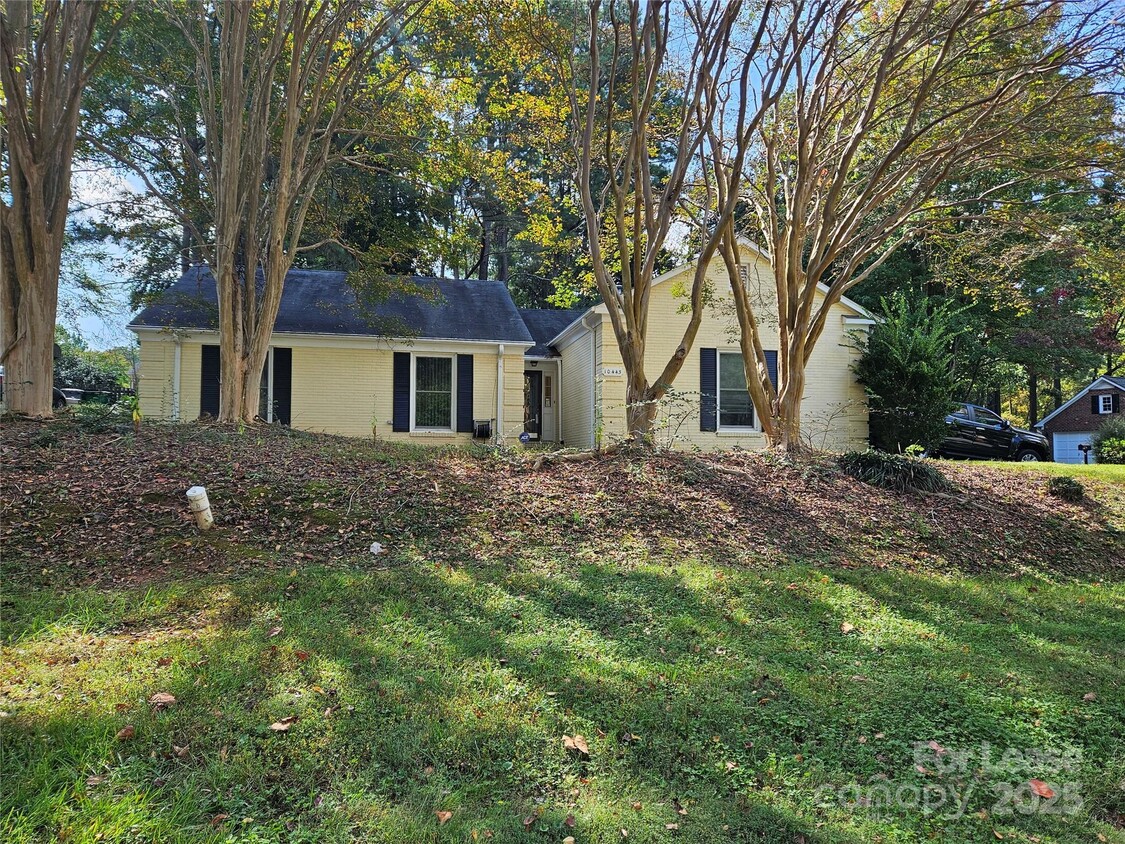 Foto principal - 10443 Sardis Oaks Rd