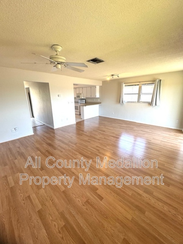 Building Photo - 5917 Littlestone Ct