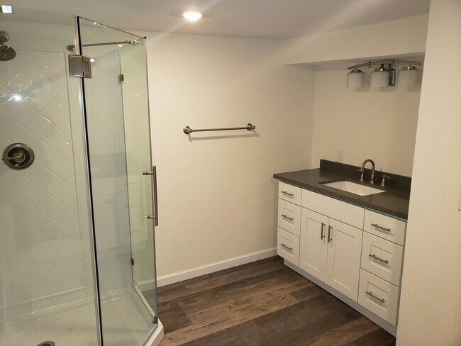 Foto del edificio - 12726 SE Oatfield Rd