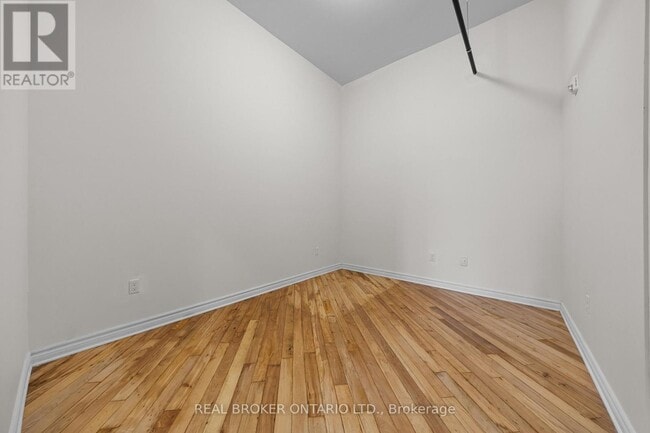 Photo du bâtiment - 150 Mill St