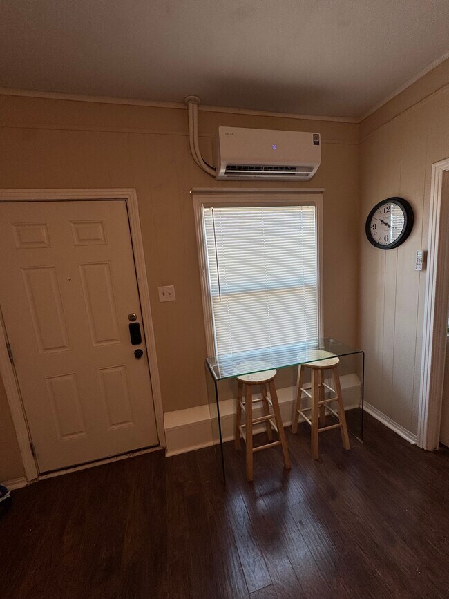 Foto del edificio - 2379 Highland Ave