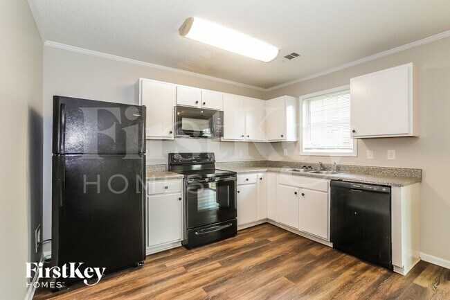 Building Photo - 4815 Bob White Run