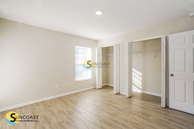 Foto del edificio - 8250 Juniper Rd