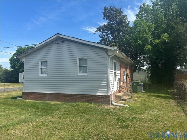 Foto del edificio - 5407 Stokes Ln
