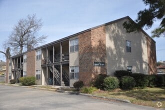 Building Photo - 110 Cherry St