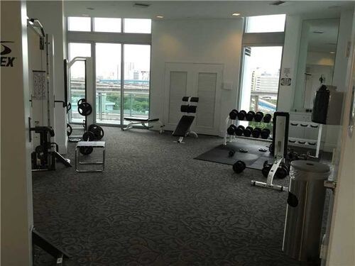 Foto del edificio - 350 S Miami Ave