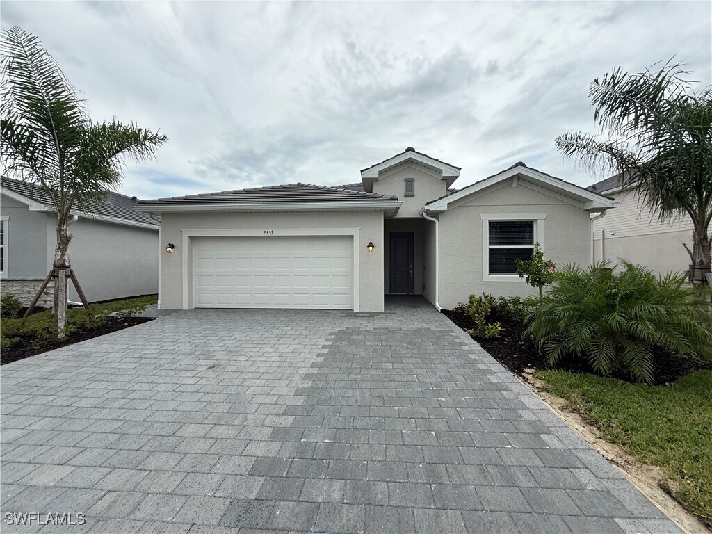 Foto principal - 2357 Avocado Ln