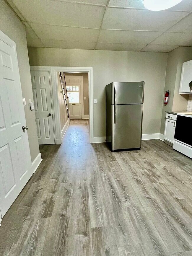 Foto del edificio - 127 W Penn Ave