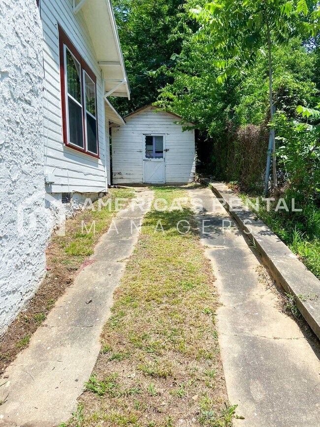 Building Photo - 731 81st St S