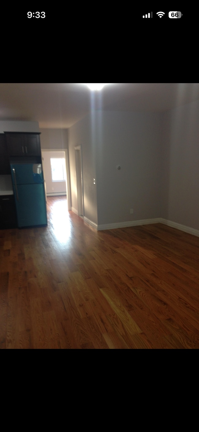 Building Photo - 632 Autumn Ave