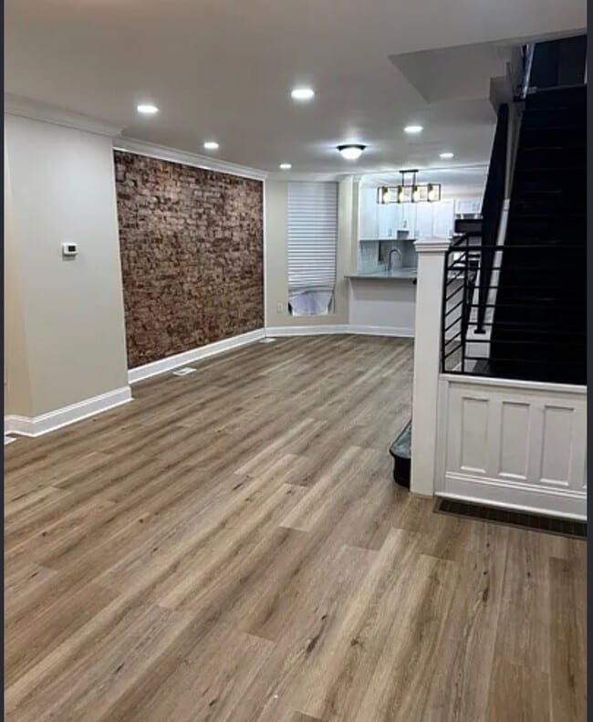 Foto del edificio - 5751 Walton Ave