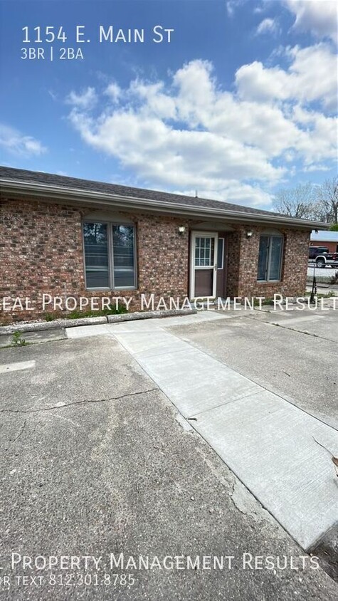 Primary Photo - 1154 E Main St
