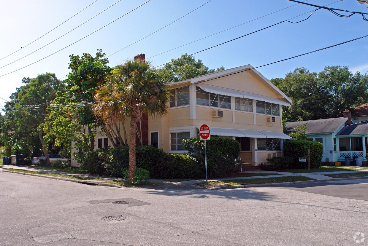 Primary Photo - 611 Osceola Ave N