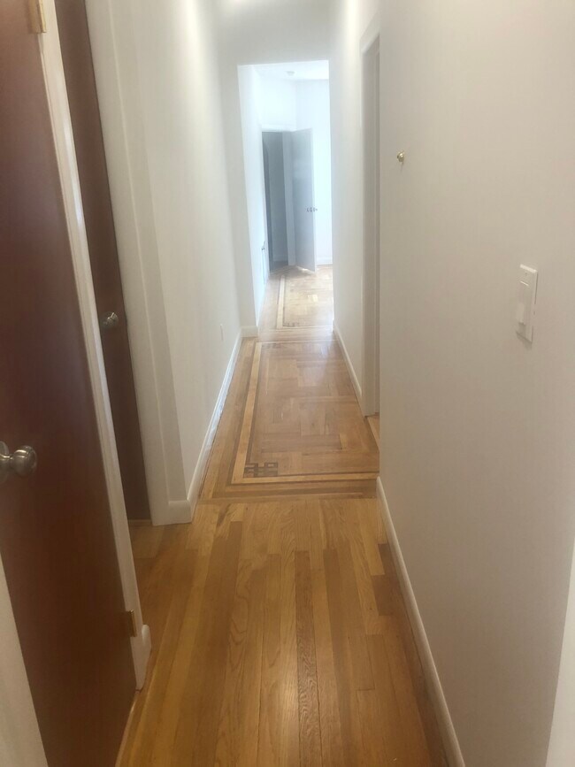 Foto del edificio - 4536 43rd St