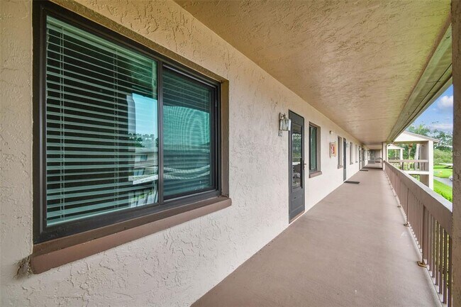 Foto del edificio - 204 Mary Dr